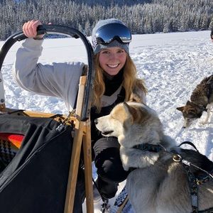 Meet your Posher, Megan